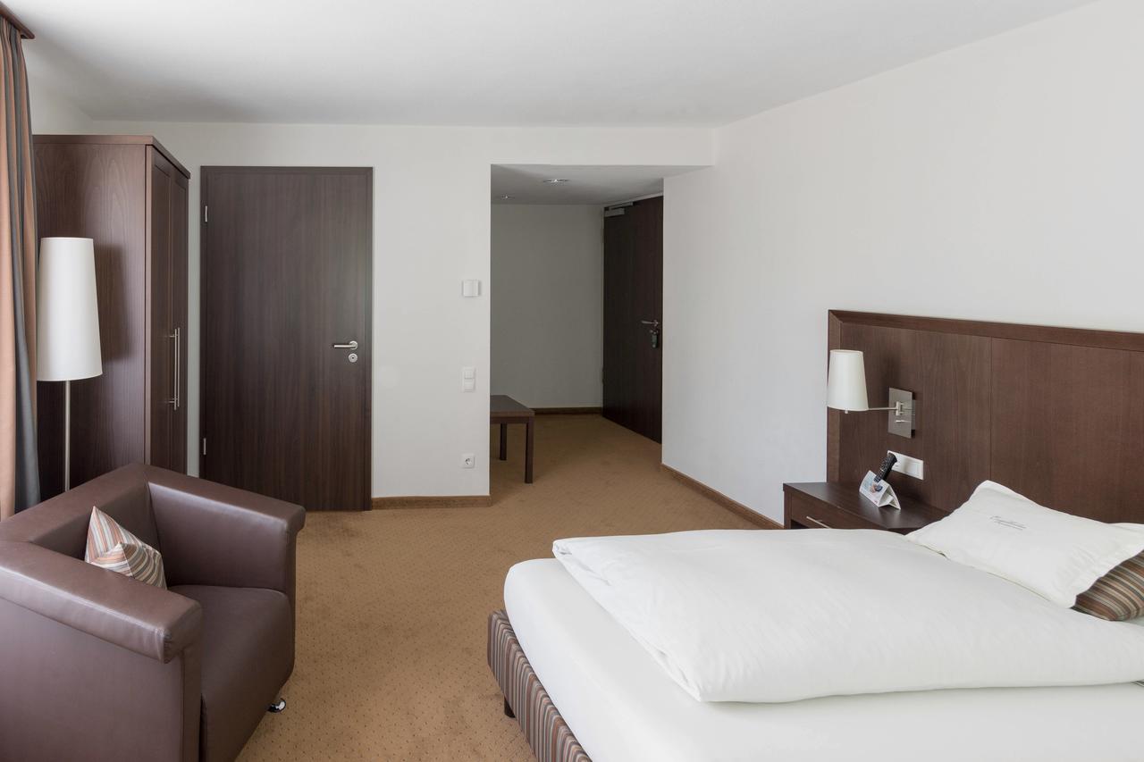 Restaurant & Hotel Engelkeller Memmingen Dış mekan fotoğraf