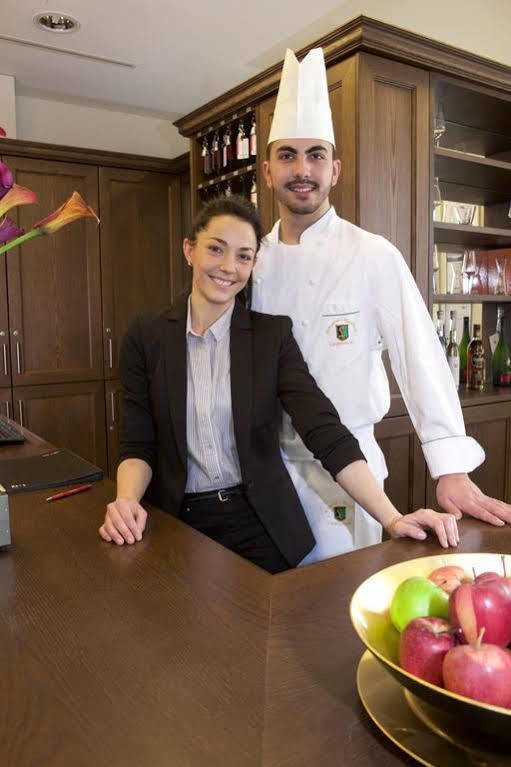 Restaurant & Hotel Engelkeller Memmingen Dış mekan fotoğraf